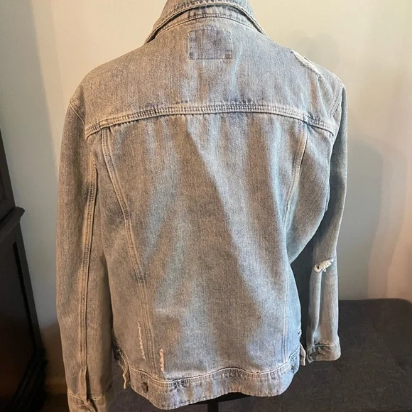 Old Navy Light Blue Denim Jacket - Picture 2 of 3